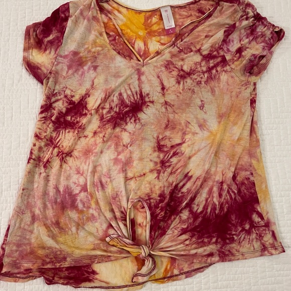 Lot of Juniors Size M Tops - Picture 5 of 10